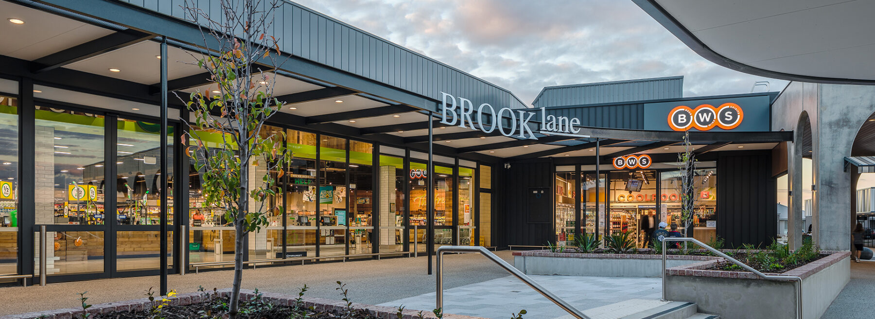 Retail-property-banner_0005_CAPSTONE_BROOKLANE_028